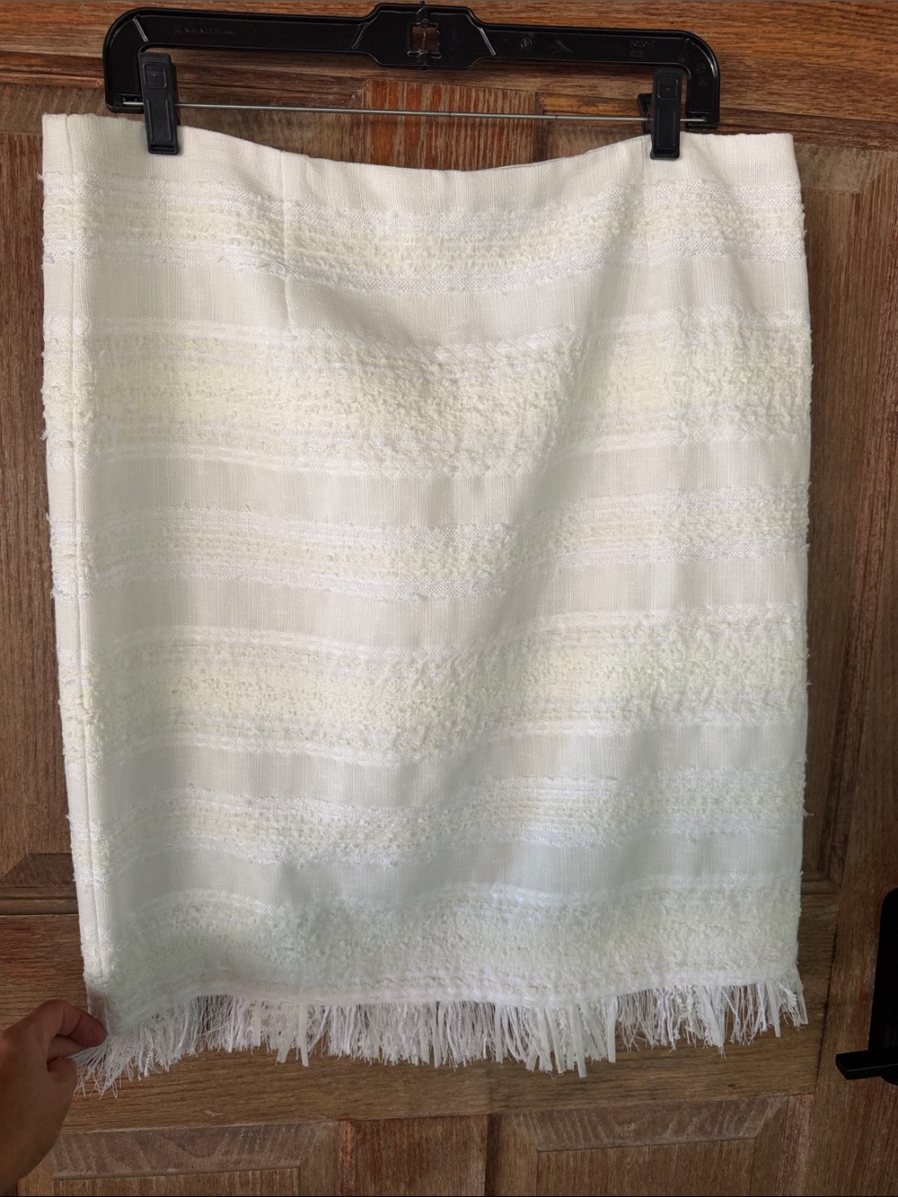 Worth New York Women's Cream Fringe Hem Textured Skirt Sz 14
